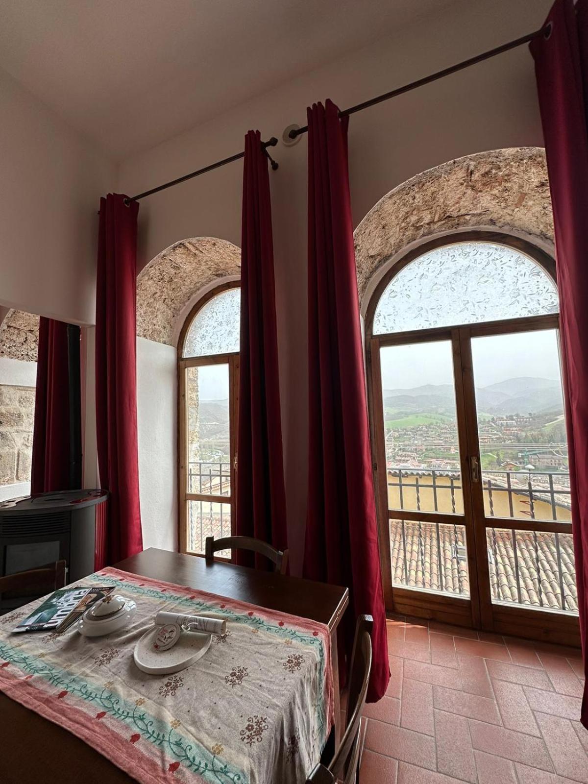 B&B Palazzo Sassatelli Cascia Εξωτερικό φωτογραφία