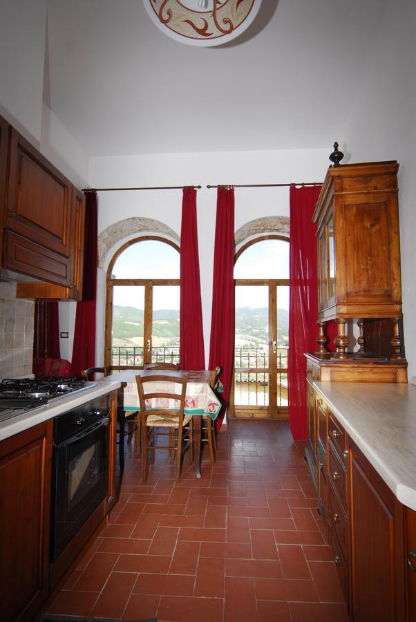 B&B Palazzo Sassatelli Cascia Εξωτερικό φωτογραφία