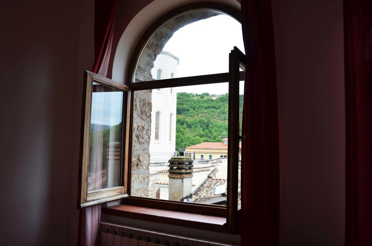 B&B Palazzo Sassatelli Cascia Εξωτερικό φωτογραφία